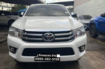 Selling White Toyota Hilux 2019 in Mandaue