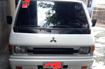 Sell White 2017 Mitsubishi L300 in Manila