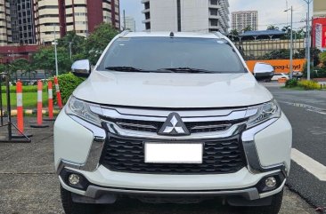 Selling White Mitsubishi Montero sport 2017 in Pasay