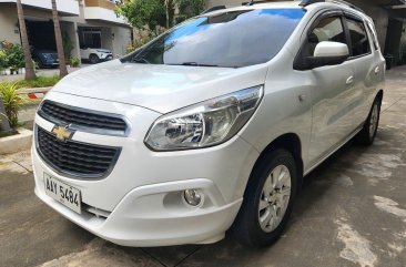 White Chevrolet Spin 2014 for sale in Quezon City