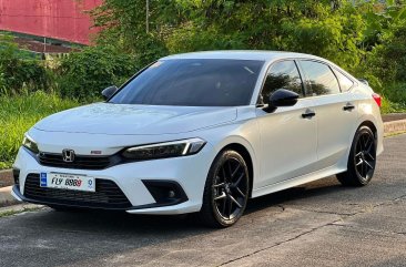 Selling White Honda Civic 2023 in Manila