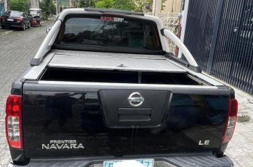 Selling White Nissan Navara 2011 in Manila