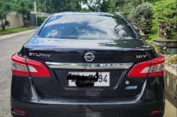 White Nissan Sylphy 2015 for sale in 