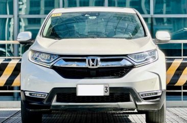 White Honda Cr-V 2018 for sale in Automatic