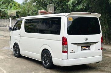 White Toyota Hiace 2019 for sale in Manual