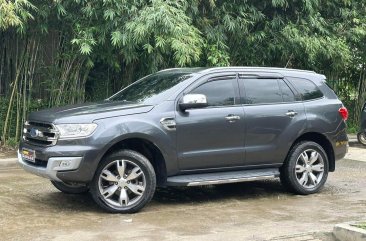 White Ford Everest 2017 for sale in Automatic