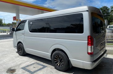 White Toyota Hiace 2018 for sale in Manila