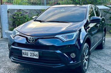 White Toyota Rav4 2017 for sale in Automatic