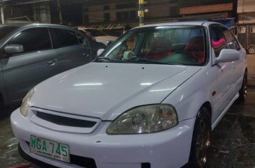 White Honda Civic 1999 for sale in Manual