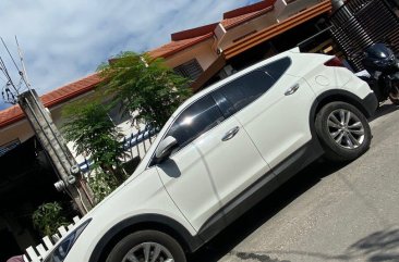 Selling Bronze Hyundai Santa Fe 2017 in Binangonan