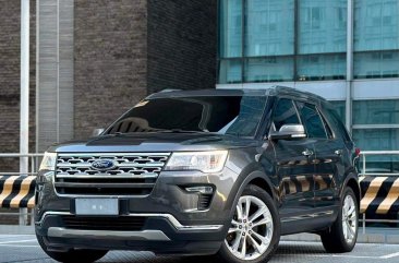 White Ford Explorer 2019 for sale in Automatic
