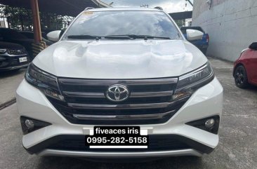 Selling White Toyota Rush 2021 in Mandaue