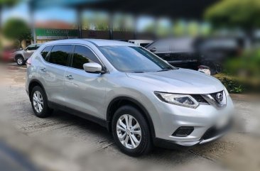 Selling White Nissan X-Trail 2015 in Manila
