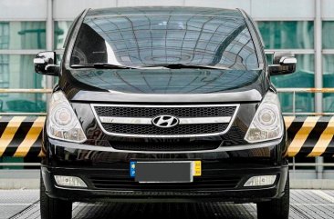 Selling White Hyundai Starex 2012 in Makati