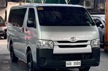 White Toyota Hiace 2022 for sale in Parañaque