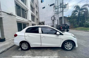 White Honda Brio amaze 2016 for sale in Manila