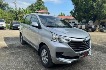 White Toyota Avanza 2016 for sale in Manila