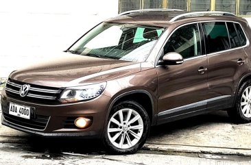 Selling White Volkswagen Tiguan 2014 in Mandaluyong