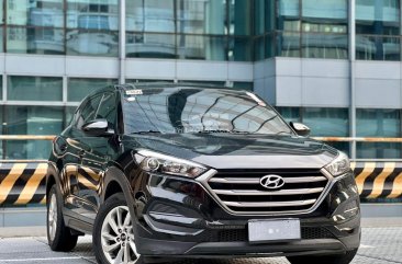 2016 Hyundai Tucson  2.0 CRDi GL 6AT 2WD (Dsl) in Makati, Metro Manila