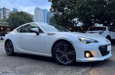 Sell White 2014 Subaru Brz in Manila