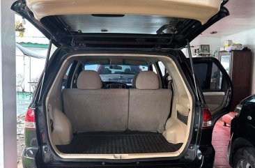 White Ford Escape 2011 for sale in Mandaluyong