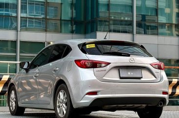 Sell White 2017 Mazda 3 in Makati