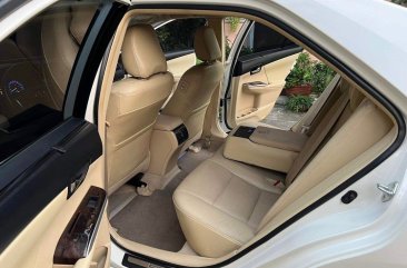 Pearl White Toyota Camry 2015 for sale in Automatic