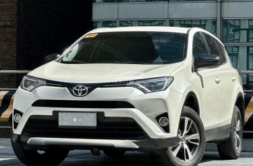 2016 Toyota RAV4  2.5 Active 4X2 AT in Makati, Metro Manila