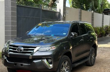 White Toyota Fortuner 2019 for sale in Manual