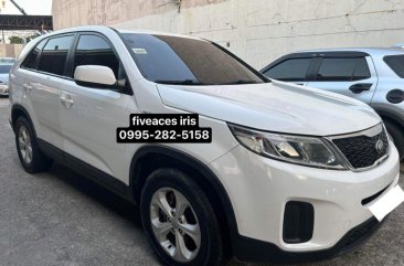 White Kia Sorento 2014 for sale in Mandaue