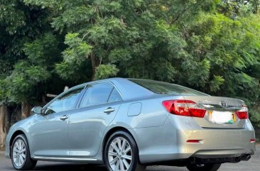 White Toyota Camry 2013 for sale in Automatic