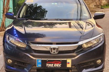 Selling White Honda Civic 2018 in Manila