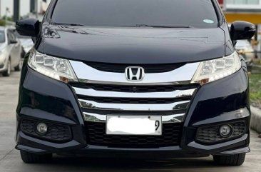 Sell White 2016 Honda Odyssey in Pasay