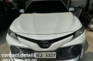Selling Pearl White Toyota Camry 2019 in Pasig