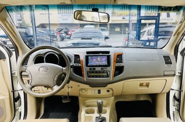 Sell White 2011 Toyota Fortuner in Las Piñas