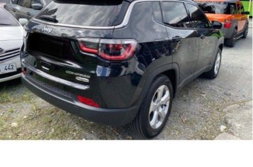 White Jeep Compass 2020 for sale in 