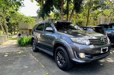 White Toyota Fortuner 2015 for sale in Silang