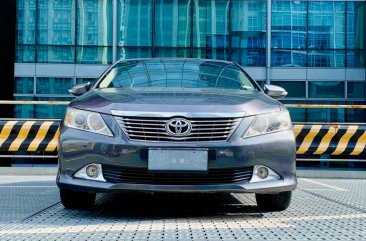 White Toyota Camry 2013 for sale in Automatic