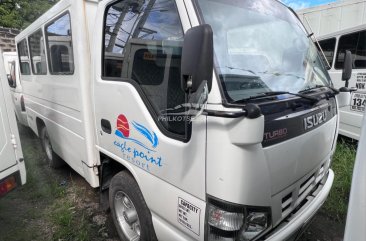 2017 Isuzu Nhr in Quezon City, Metro Manila