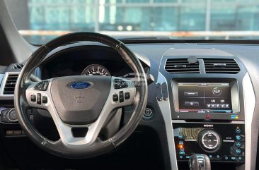 2013 Ford Explorer in Makati, Metro Manila