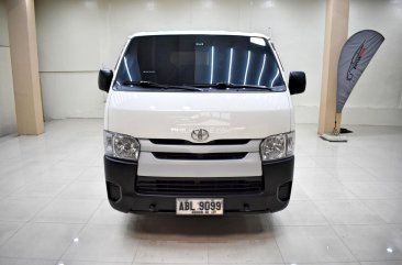 2015 Toyota Hiace  Commuter 3.0 M/T in Lemery, Batangas