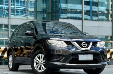 2015 Nissan X-Trail 2.0L 4x2 CVT in Makati, Metro Manila