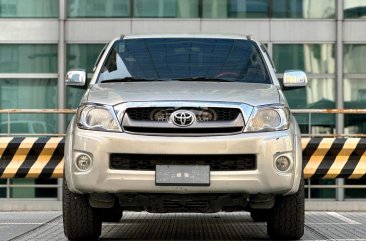 2009 Toyota Hilux  2.4 G DSL 4x2 M/T in Makati, Metro Manila