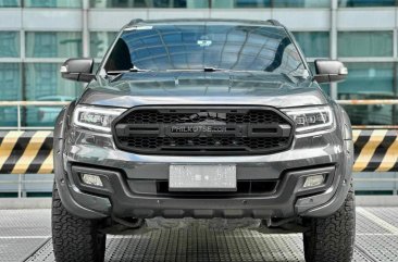 2016 Ford Everest  Titanium 3.2L 4x4 AT in Makati, Metro Manila