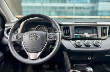 2017 Toyota RAV4  2.5 Active+ 4X2 AT in Makati, Metro Manila