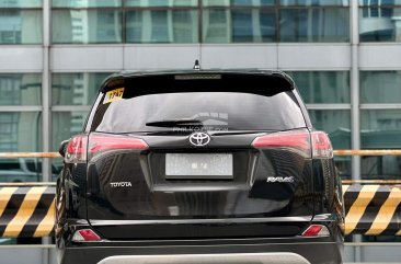 2017 Toyota RAV4 in Makati, Metro Manila