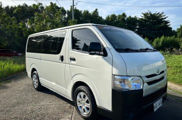 2020 Toyota Hiace  Commuter 3.0 M/T in Las Piñas, Metro Manila