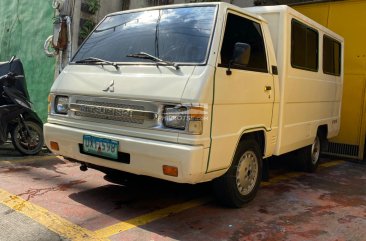 2012 Mitsubishi L300 in Quezon City, Metro Manila