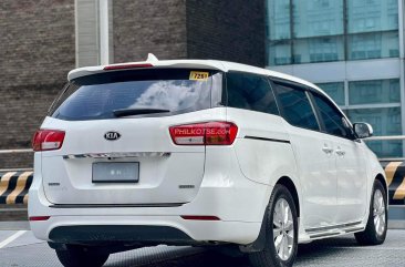 2016 Kia Carnival in Makati, Metro Manila