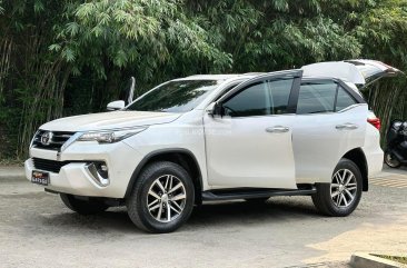 2019 Toyota Fortuner  2.4 V Diesel 4x2 AT in Manila, Metro Manila